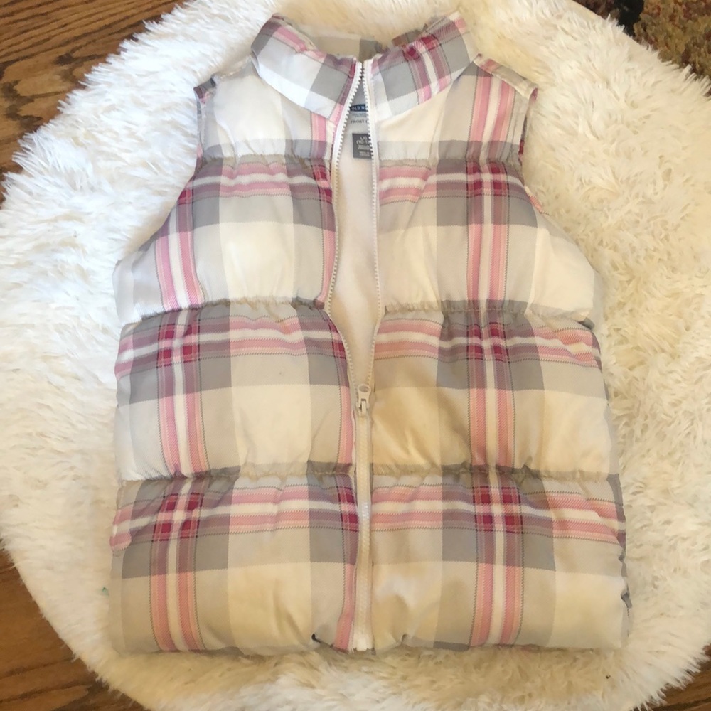 Old navy puffer vest